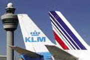 Air France-KLM presentó una denuncia en contra de Ryanair por prácticas ilegales

